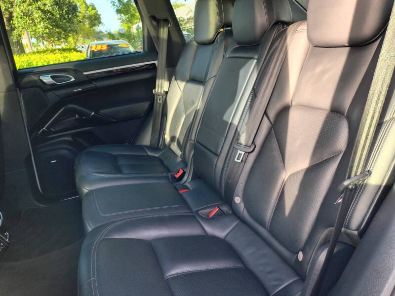 2016 Porsche Cayenne