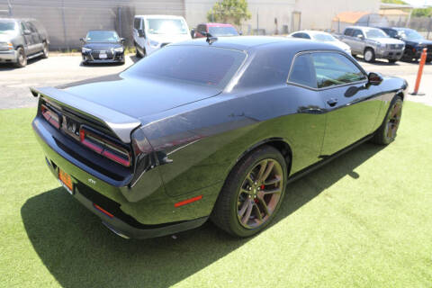 2021 Dodge Challenger