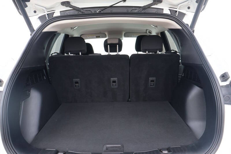 2022 Ford Escape Hybrid SE