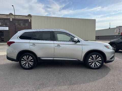 2020 Mitsubishi Outlander SEL