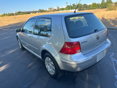 2004 Volkswagen Golf GL