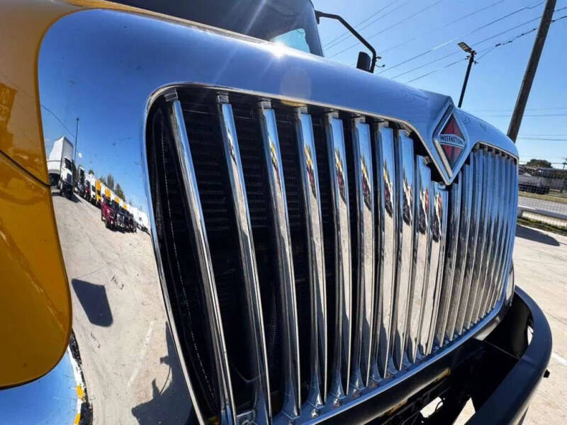 2020 International MV607