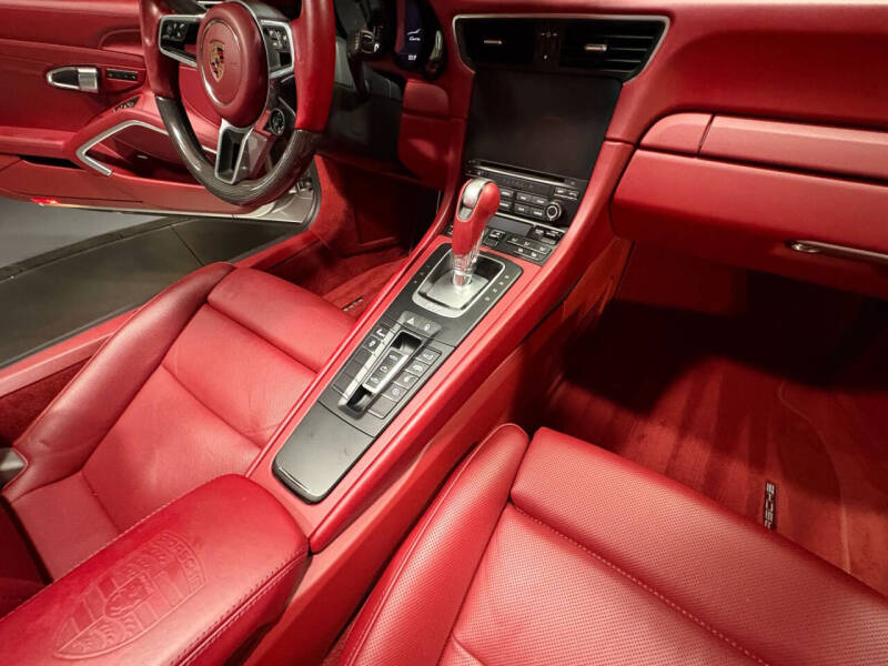 2017 Porsche 911
