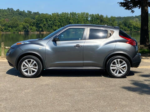 2012 Nissan JUKE for sale at Monroe Auto's, LLC in Parsons TN