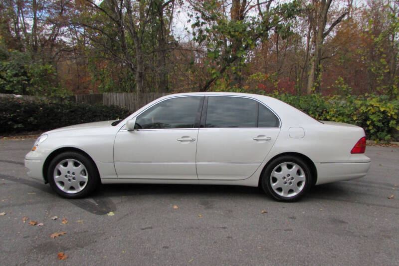 2003 Lexus LS 430 photo 3