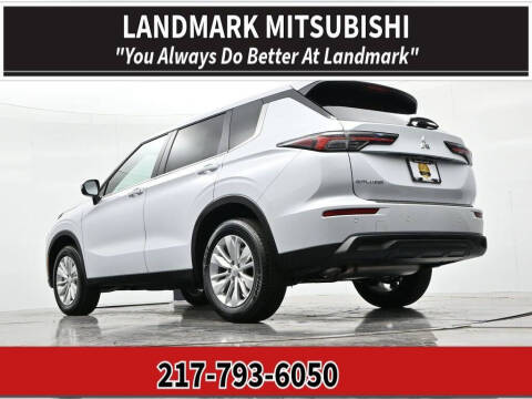 2026 Mitsubishi Outlander ES