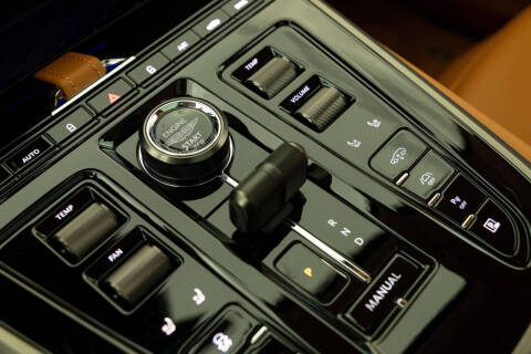 2026 Aston Martin DBX 707