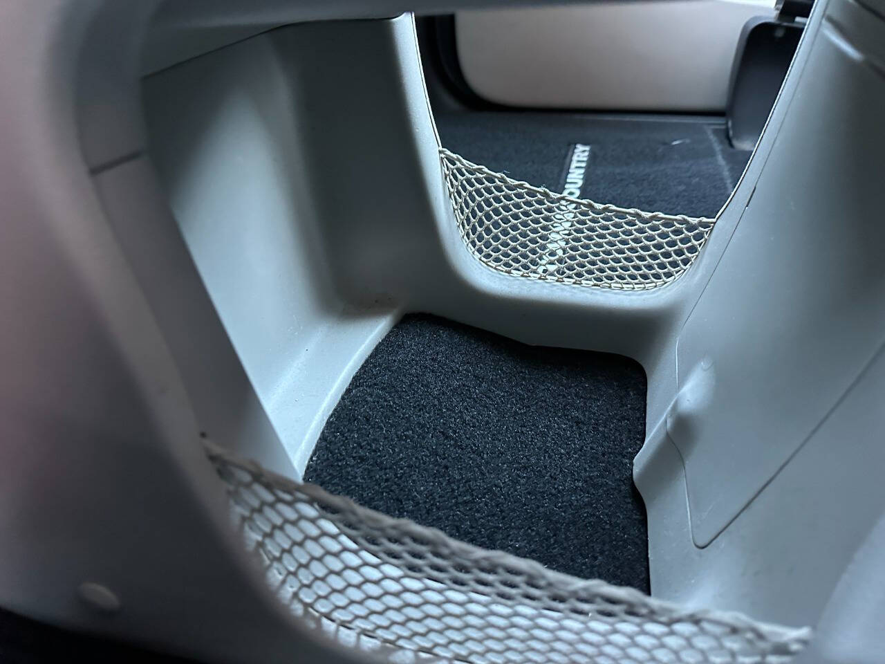 ChryslerTown and Country48