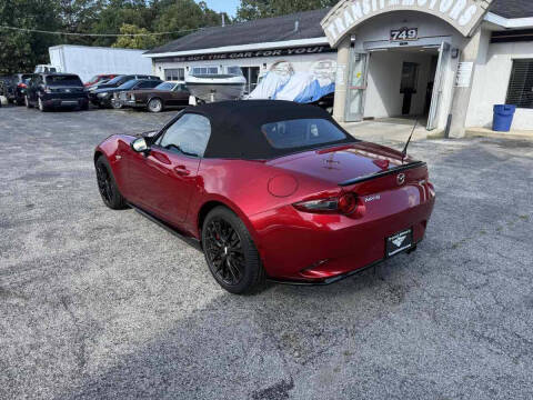 2016 Mazda MX-5 Miata Club