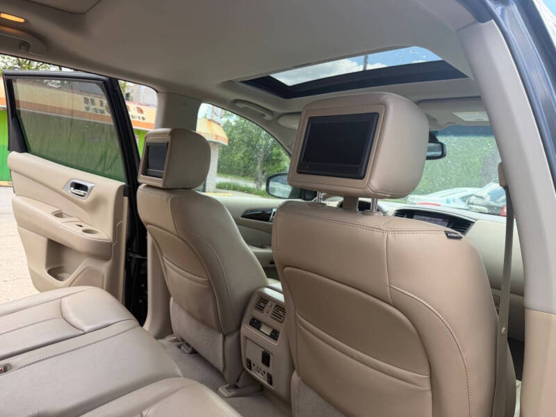 2014 Nissan Pathfinder Platinum