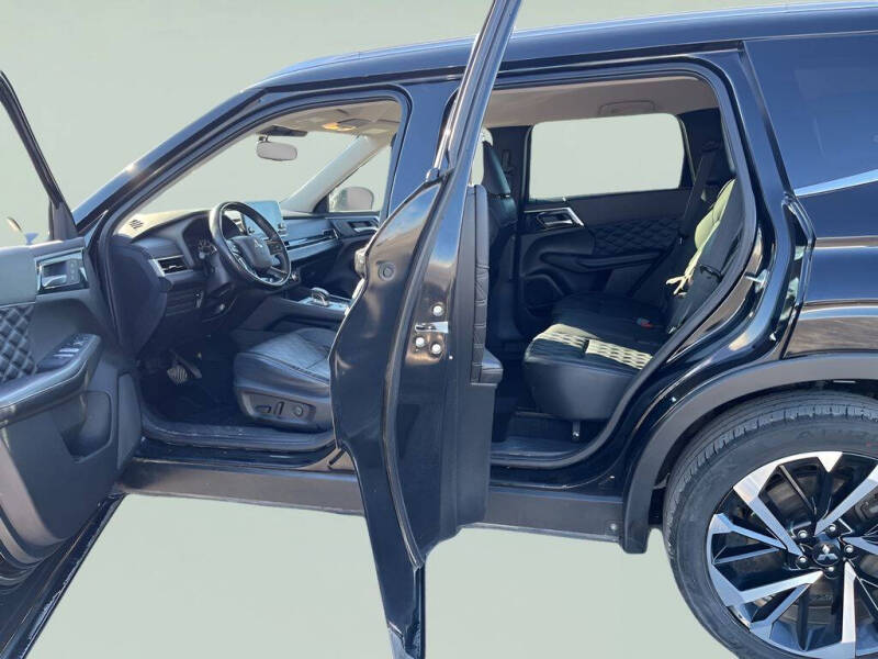 2022 Mitsubishi Outlander SEL