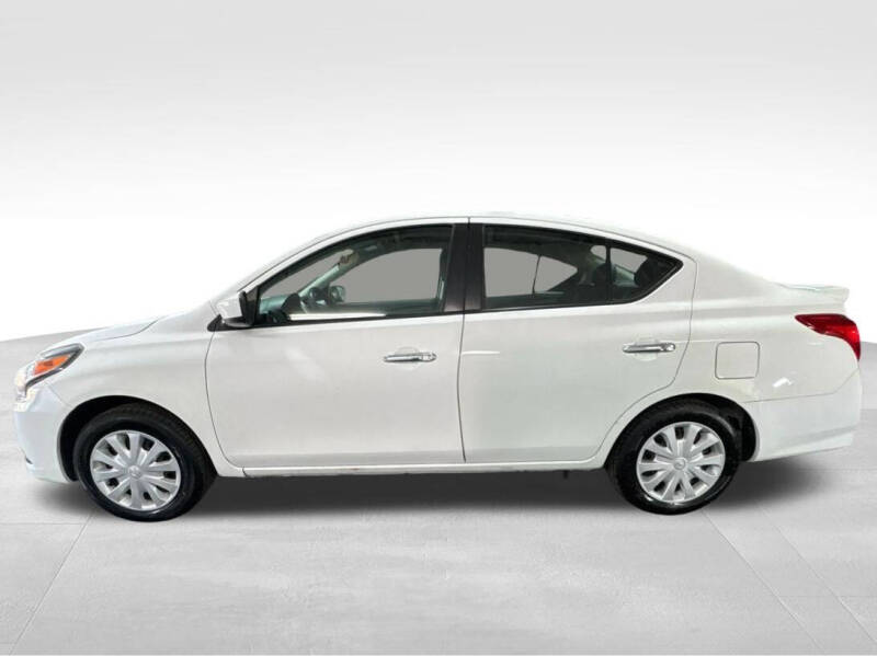 2019 Nissan Versa