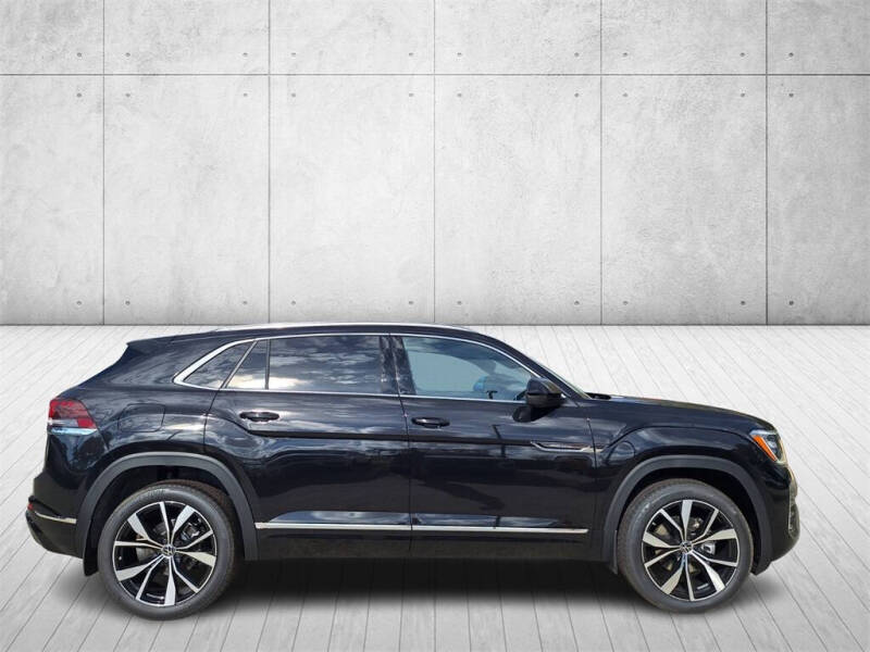 2026 Volkswagen Atlas Cross Sport SEL Premium R-Line 4Motion