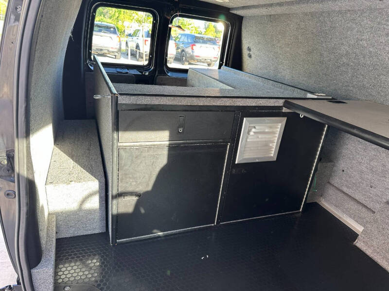 2009 Ford E-Series E-150