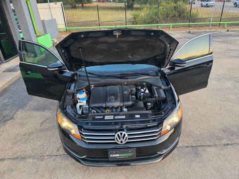 2013 Volkswagen Passat SE