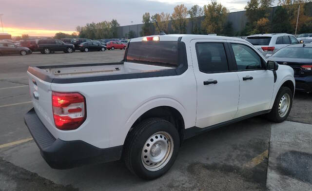 2022 Ford Maverick XL