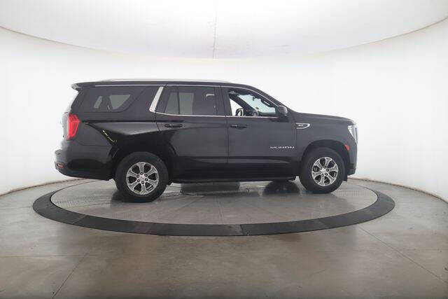 2024 GMC Yukon SLE