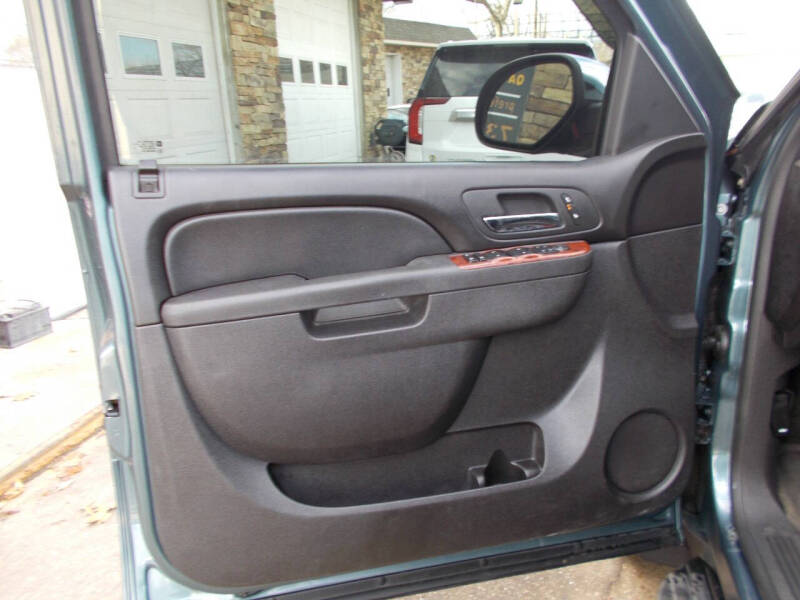 2012 Chevrolet Avalanche LT