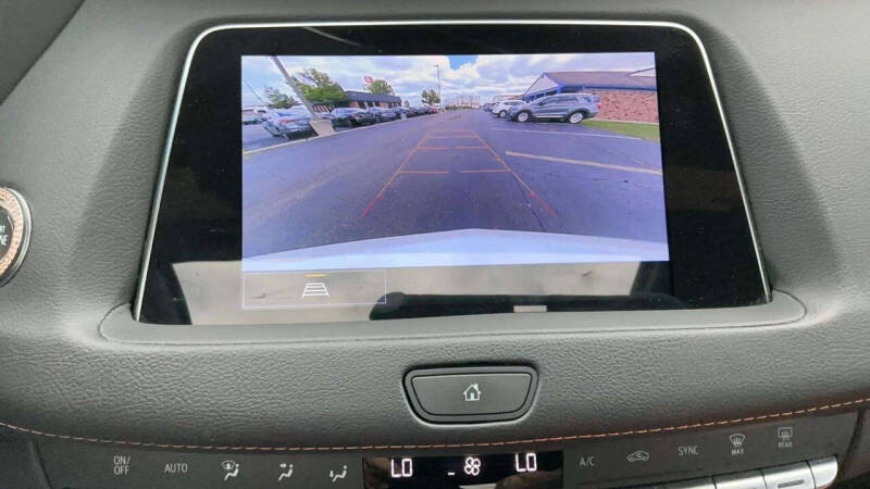 2022 Cadillac XT4 Premium Luxury