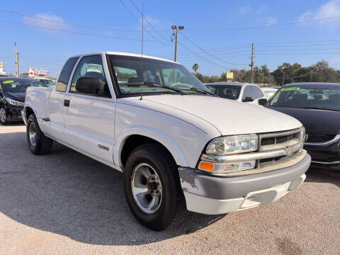 2000 Chevrolet S-10 for sale at Marvin Motors in Kissimmee FL
