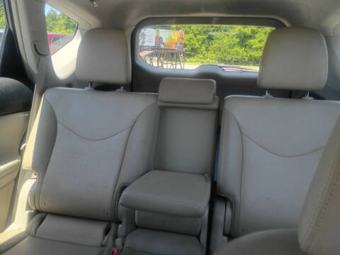 2012 Toyota Prius v