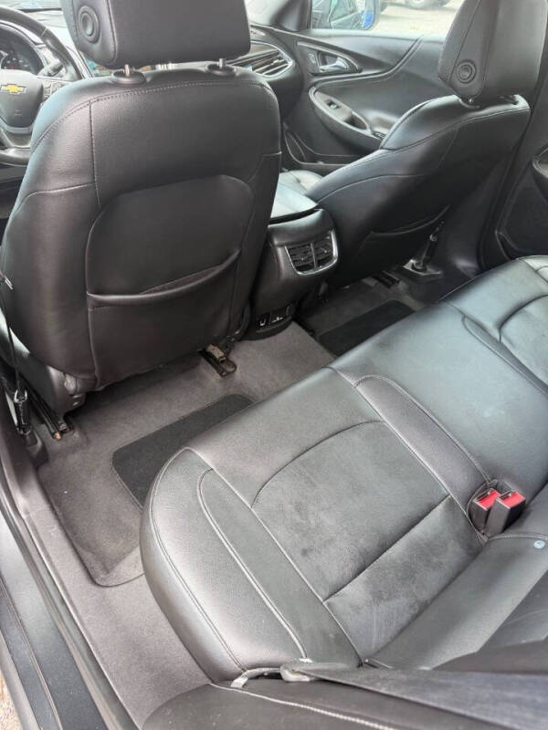 2017 Chevrolet Malibu LT