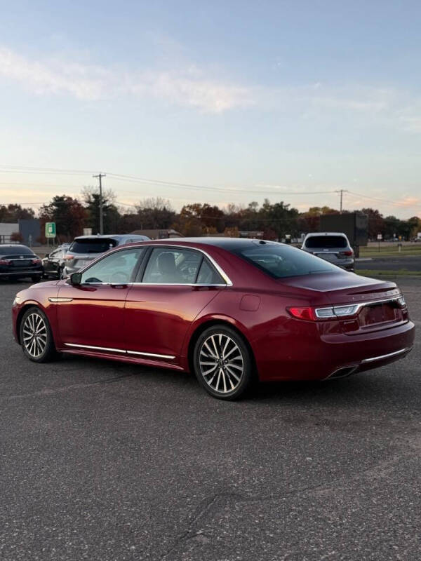 2017 Lincoln Continental Select