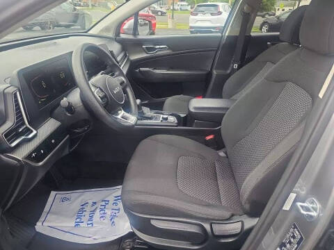 2023 Kia Sportage LX