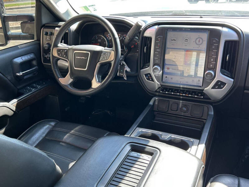 2018 GMC Sierra 2500HD Denali