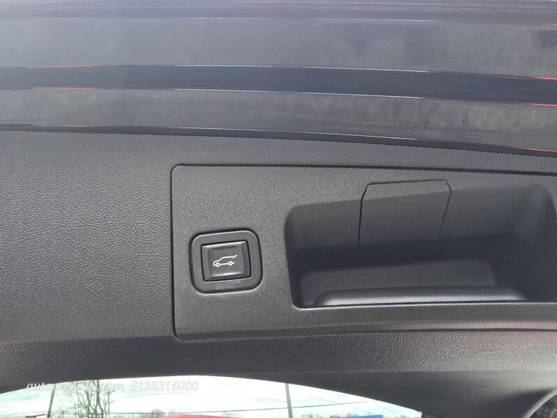 2018 Cadillac XT5 Platinum