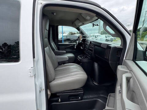 2017 Chevrolet Express 2500