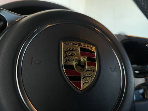 2016 Porsche Macan Turbo