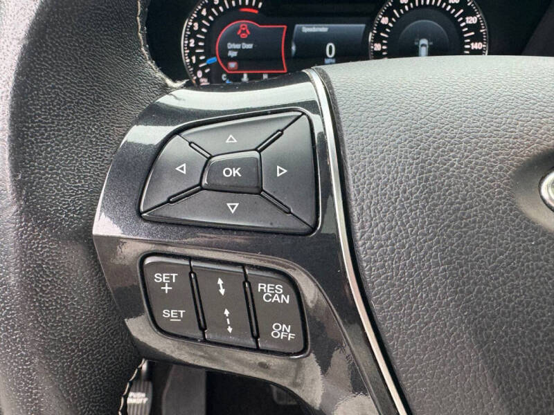 2017 Ford Explorer Platinum