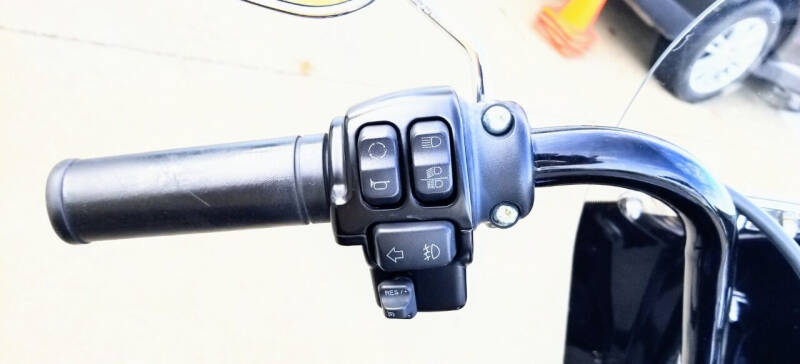 2019 Harley-Davidson FLHCS