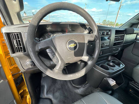 2016 Chevrolet Express 2500