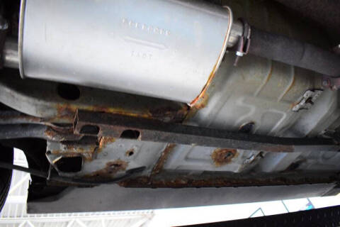 2004 Ford Mustang Deluxe