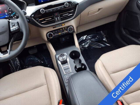 2022 Ford Escape Hybrid SEL