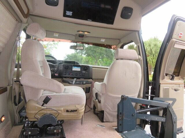 2013 Ford E-Series E-150