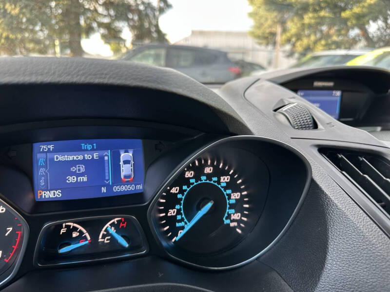 2015 Ford Escape S