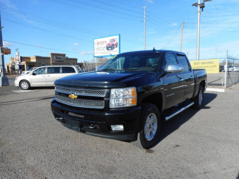 2013 Chevrolet Silverado 1500 for sale at AUGE'S SALES AND SERVICE in Belen NM