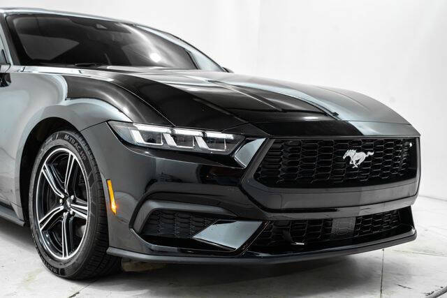 2025 Ford Mustang EcoBoost