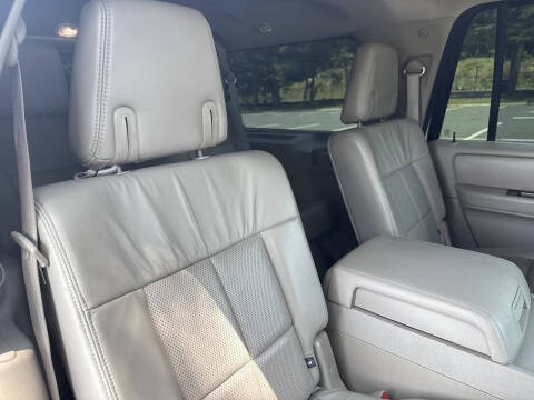 2013 Lincoln Navigator L