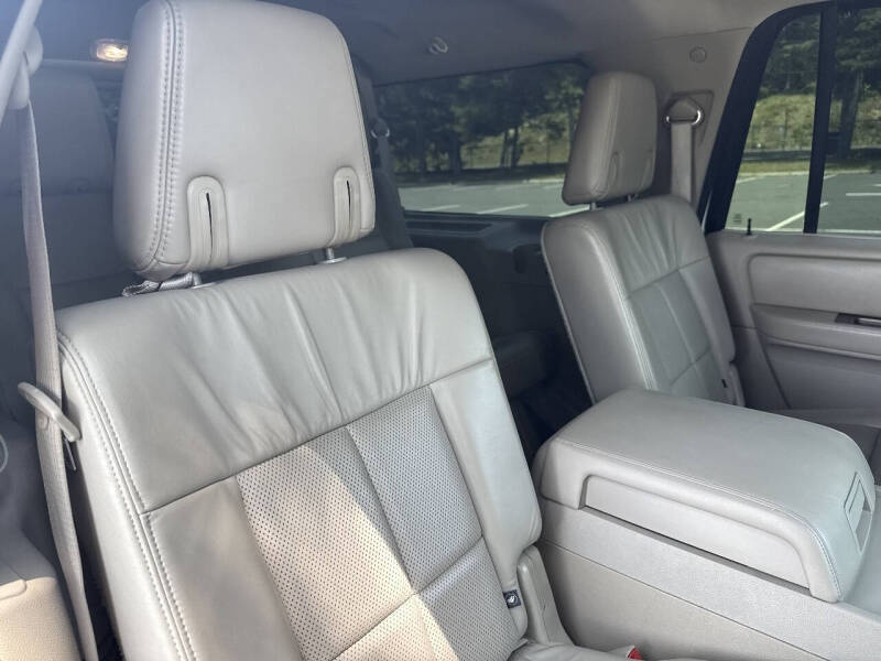 2013 Lincoln Navigator L