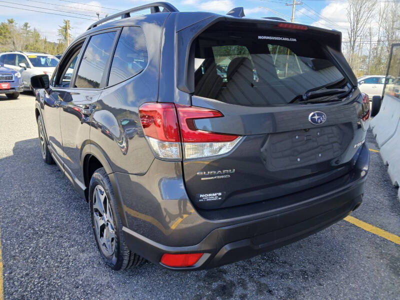 2022 Subaru Forester Premium