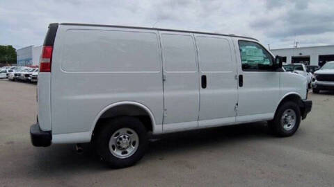 2025 Chevrolet Express 2500