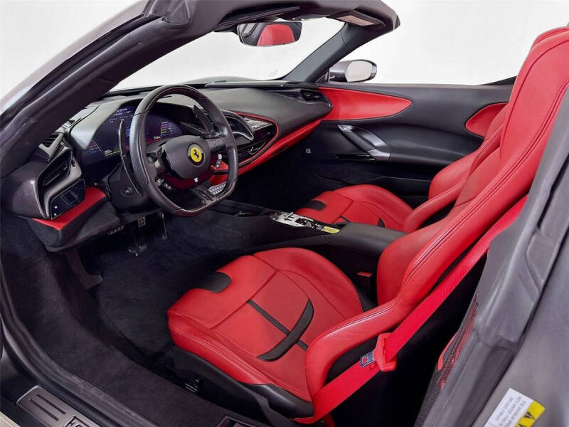 2022 Ferrari SF90 Spider