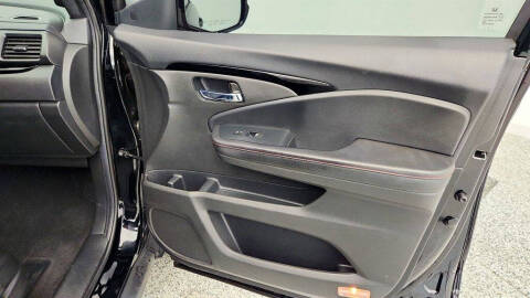 2022 Honda Ridgeline Black Edition