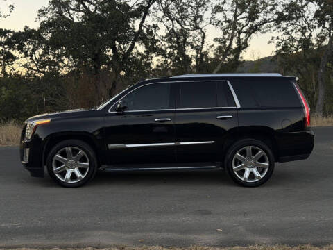 2015 Cadillac Escalade Luxury