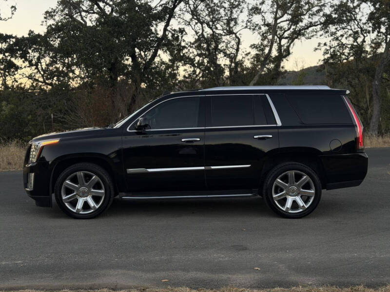 2015 Cadillac Escalade Luxury