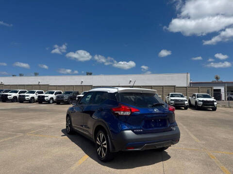 2019 Nissan Kicks SR